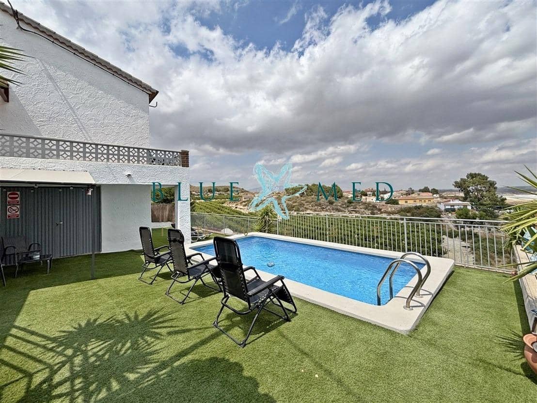 6 slaapkamer Finca/Landhuis te koop in Ganuelas met zwembad garage - € 259.990 (Ref: 9942516)