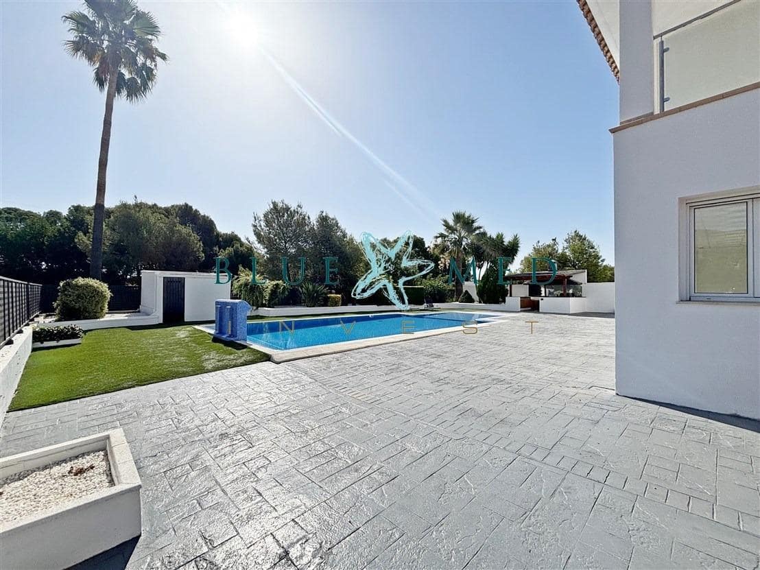 5 chambre Villa/Maison à vendre à Totana avec piscine - 495 000 € (Ref: 9957974)