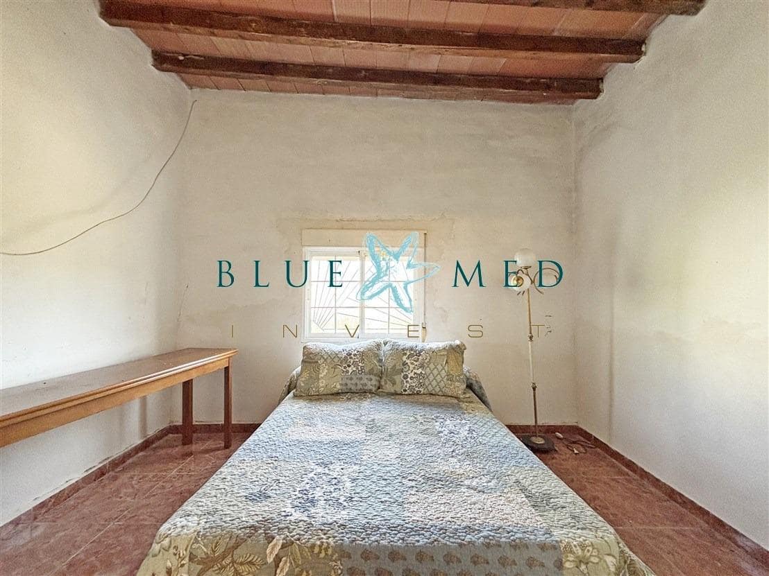 3 bedroom Finca/Country House for sale in Cartagena - € 155,000 (Ref: 9965285)