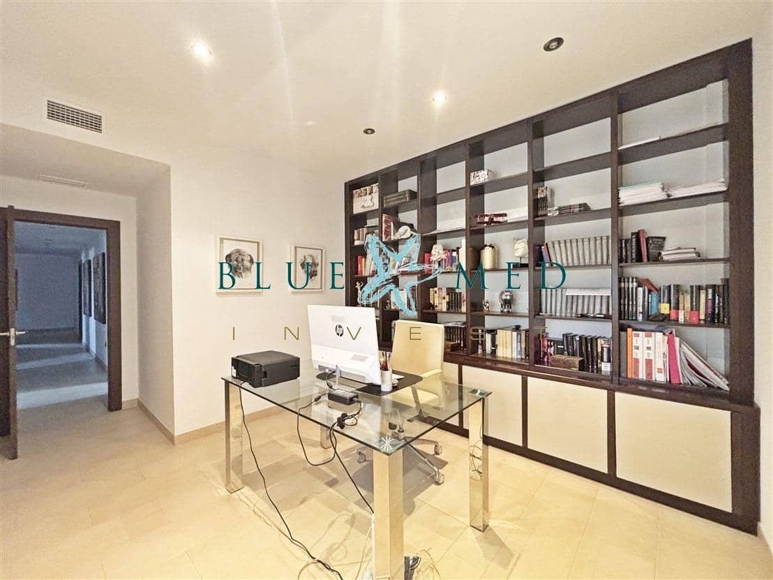 4 bedroom Finca/Country House for sale in Mazarron - € 365,000 (Ref: 9970597)
