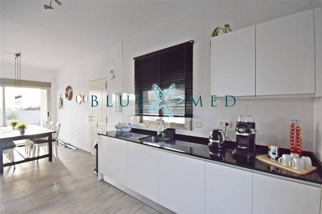 3 bedroom Villa for sale in Mazarron with pool garage - € 459,900 (Ref: 9986864)