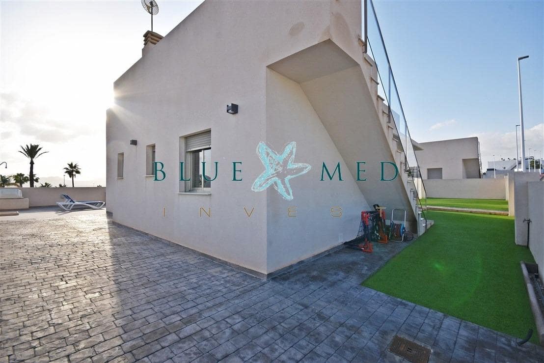 3 bedroom Villa for sale in Mazarron with pool garage - € 459,900 (Ref: 9986864)