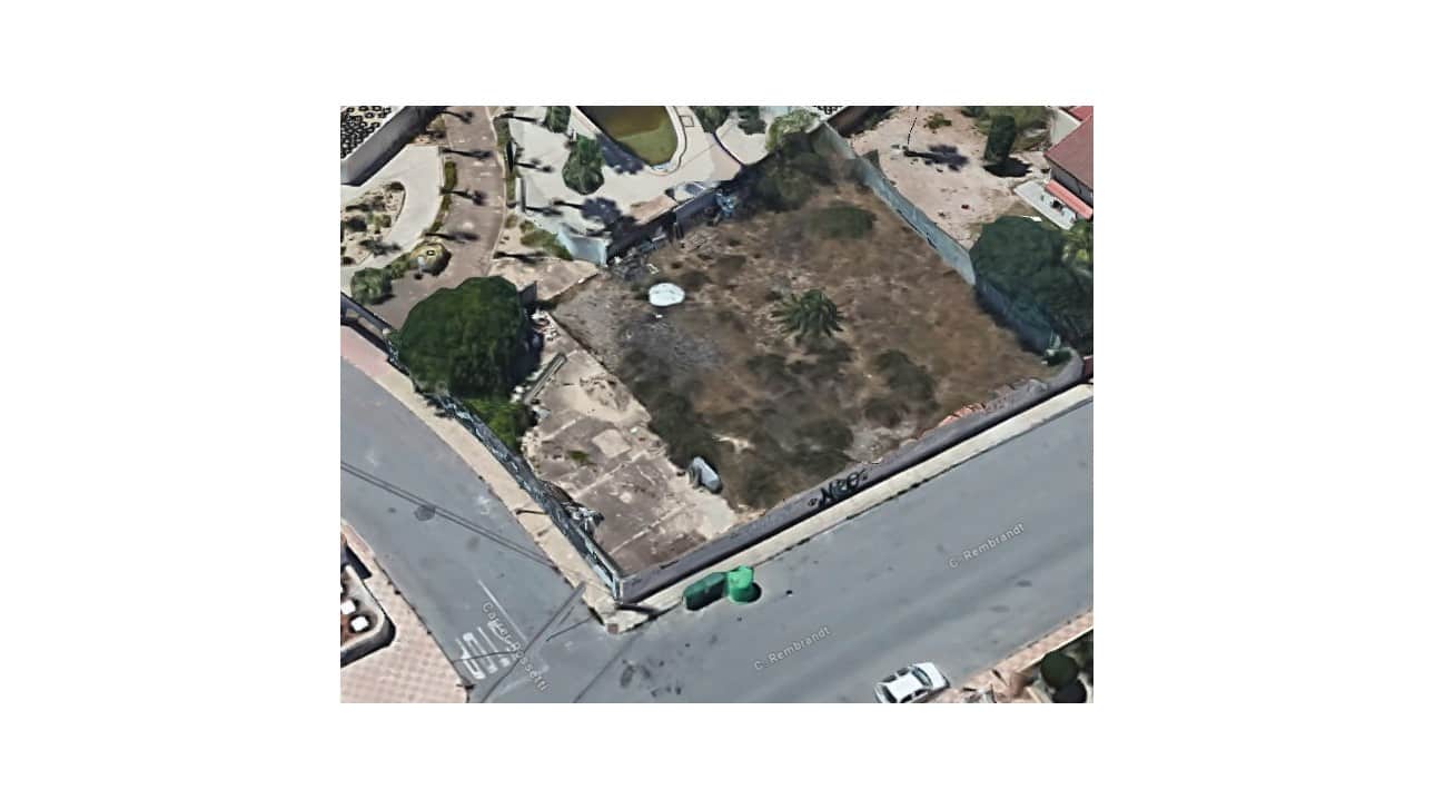 Terrain à Bâtir à vendre à Torrevieja - 390 000 € (Ref: 10154190)