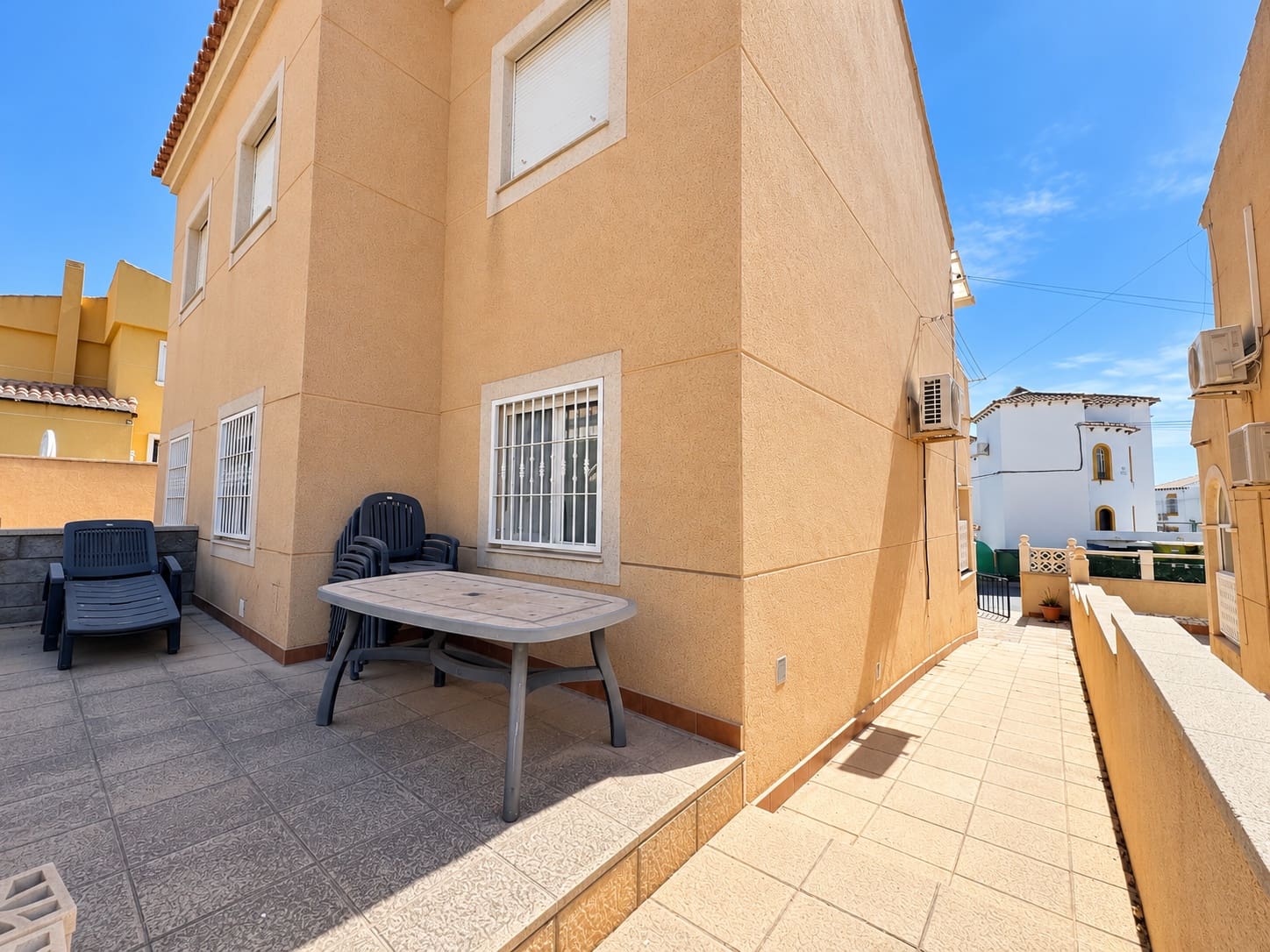 2 Zimmer Bungalow zu verkaufen in San Miguel de Salinas mit Pool - 154.900 € (Ref: 10154194)