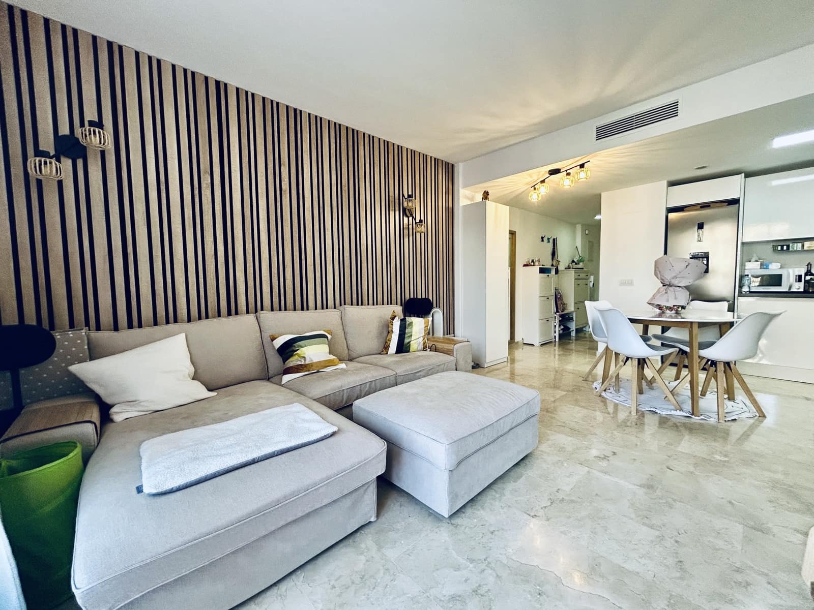 3 soveværelse Lejlighed til salg i Orihuela Costa med swimmingpool garage - € 349.900 (Ref: 10160048)