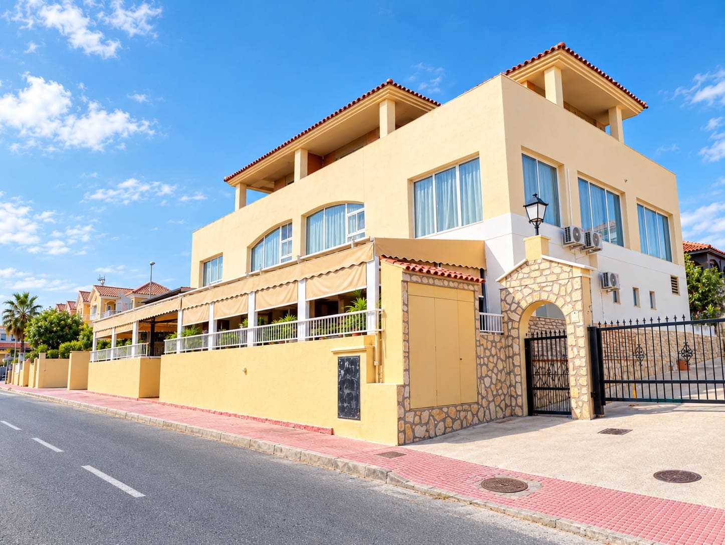 2 soveværelse Lejlighed til salg i Orihuela Costa med swimmingpool - € 244.690 (Ref: 10165154)