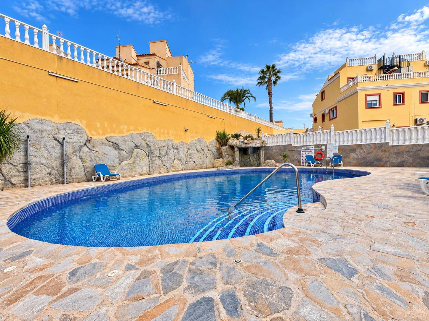 2 soveværelse Lejlighed til salg i Orihuela Costa med swimmingpool - € 244.690 (Ref: 10165154)