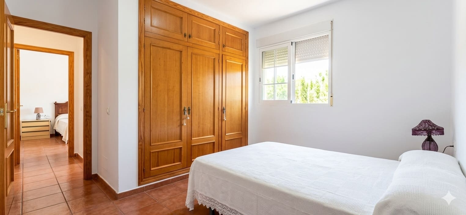 4 soveværelse Villa til salg i La Nucia med swimmingpool garage - € 977.500 (Ref: 10165236)