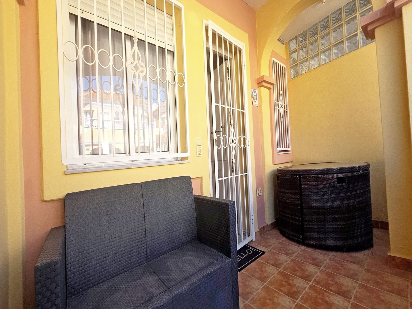 2 soveværelse Rækkehus til salg i Orihuela Costa med swimmingpool garage - € 154.900 (Ref: 10177204)