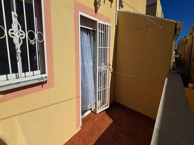 2 soveværelse Rækkehus til salg i Orihuela Costa, Orihuela med swimmingpool garage - € 154.900 (Ref: 10177204)