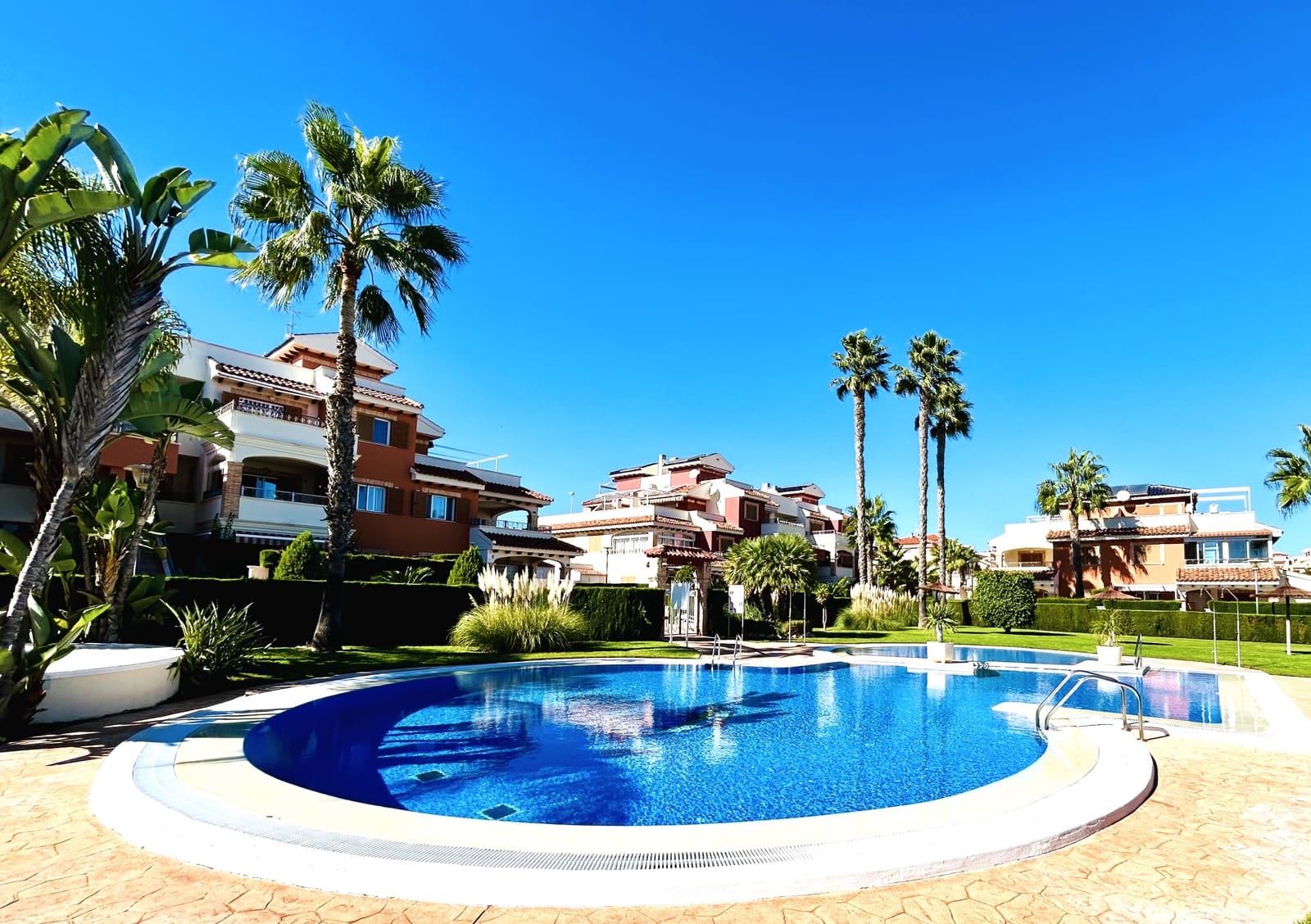 3 sypialnia Dom szeregowy na sprzedaż w Orihuela Costa z basenem garażem - 394 900 € (Ref: 10177423)