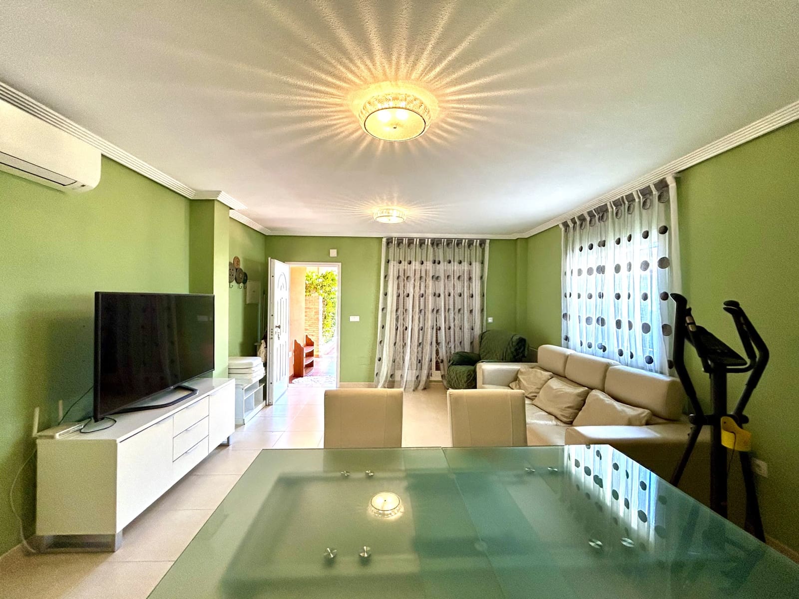 3 sypialnia Dom szeregowy na sprzedaż w Orihuela Costa z basenem garażem - 394 900 € (Ref: 10177423)