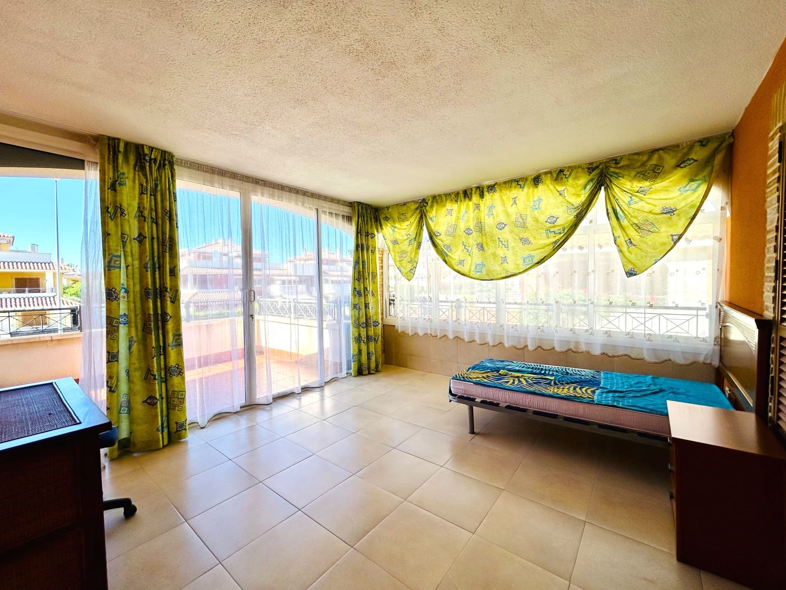 3 sypialnia Dom szeregowy na sprzedaż w Orihuela Costa z basenem garażem - 394 900 € (Ref: 10177423)