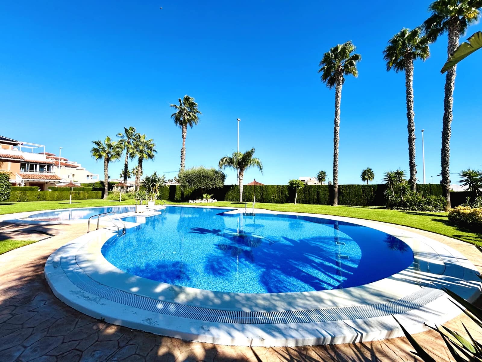 3 sypialnia Dom szeregowy na sprzedaż w Orihuela Costa z basenem garażem - 394 900 € (Ref: 10177423)