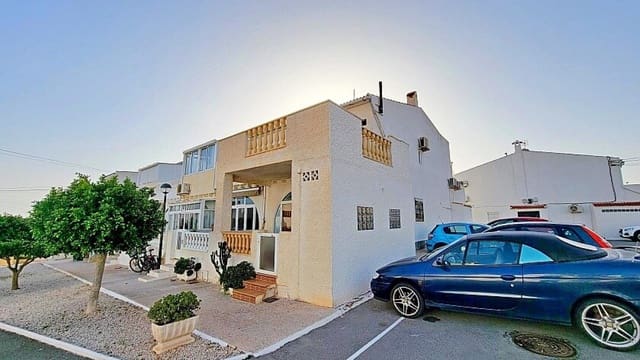 2 soveværelse Byhus til salg i Cabo Cervera, Torrevieja med swimmingpool - € 146.500 (Ref: 2473862)