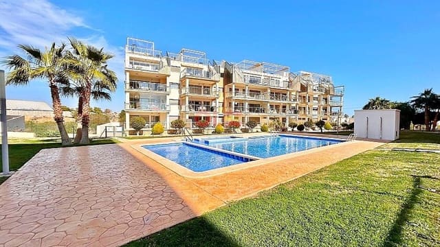 Apartamento de 2 habitaciones en Villamartin, Orihuela en venta con piscina garaje - 370.000 € (Ref: 2473925)