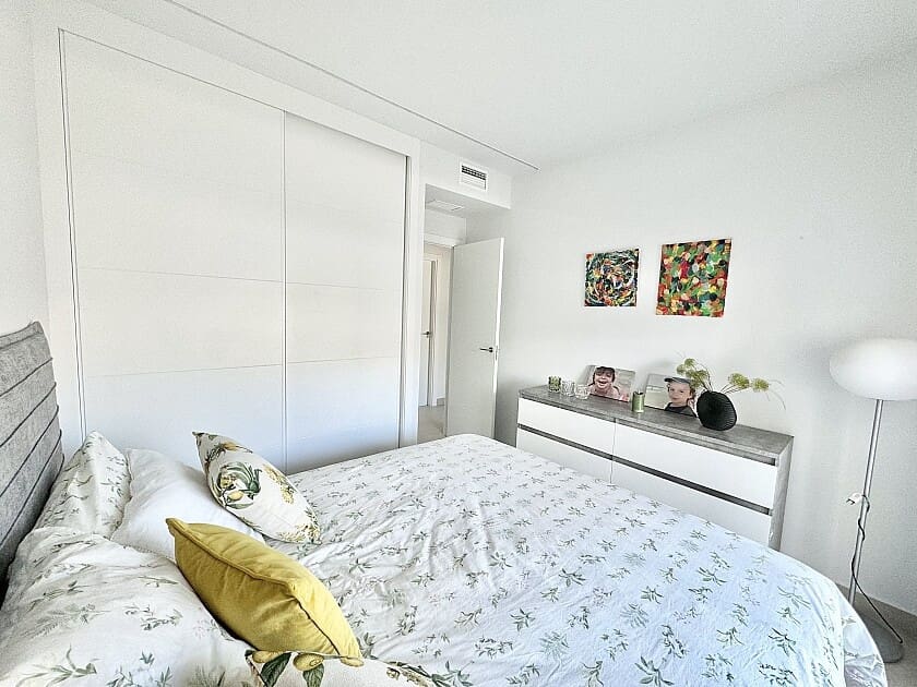 3 slaapkamer Penthouse te koop in Villamartin met zwembad - € 389.000 (Ref: 4535274)