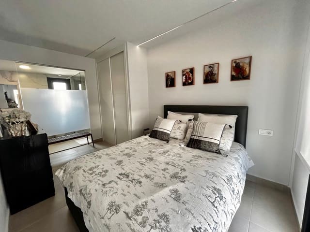 3 soverom Penthouse til salgs i Villamartin, Orihuela med svømmebasseng - € 370 000 (Ref: 4535274)