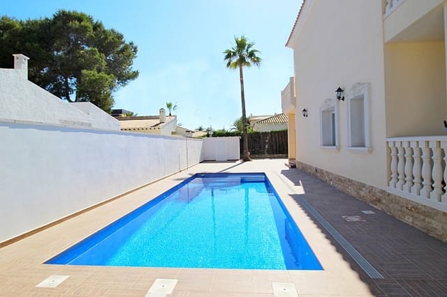 5 sovrum Villa till salu i Cabo Roig, Orihuela - 990 000 € (Ref: 4535285)