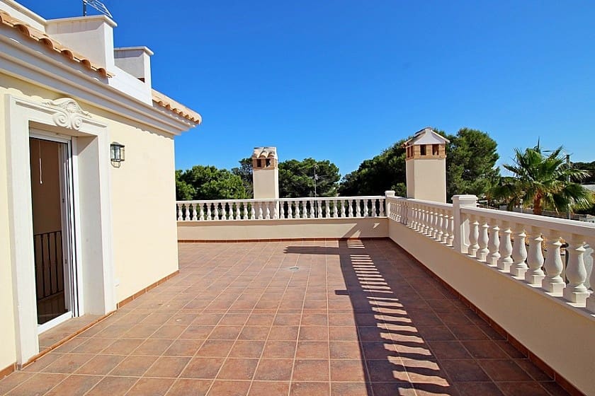 5 sovrum Villa till salu i Cabo Roig - 990 000 € (Ref: 4535285)