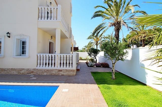 5 sovrum Villa till salu i Cabo Roig, Orihuela - 990 000 € (Ref: 4535285)