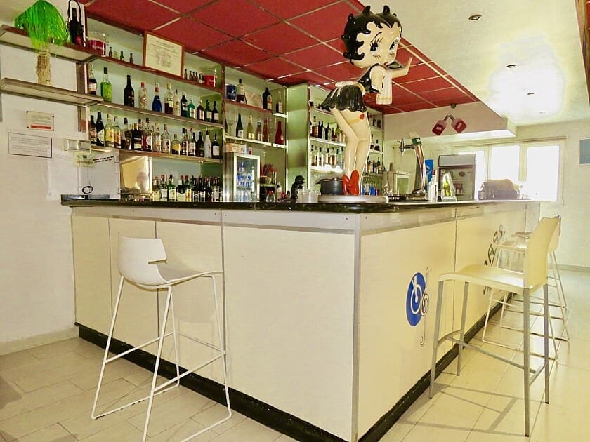 Erhverv til salg i Villamartin - € 449.900 (Ref: 4535289)