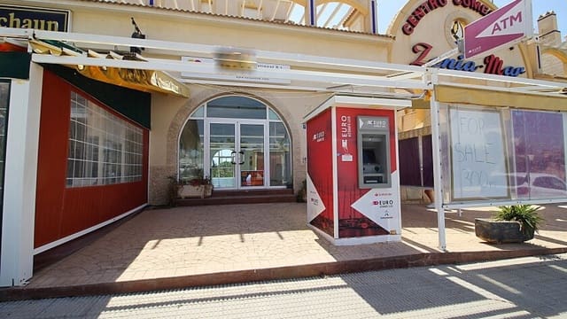 Erhverv til salg i La Zenia, Orihuela med swimmingpool - € 280.000 (Ref: 4535299)