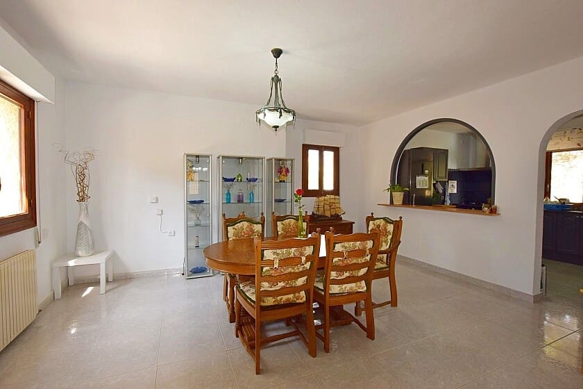 6 bedroom Villa for sale in Orihuela Costa with pool - € 449,900 (Ref: 6057045)