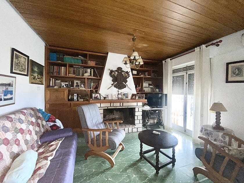 4 makuuhuone Huvila myytävänä paikassa Crevillente / Crevillent mukana uima-altaan 
autotalli - 699 990 € (Ref: 7785987)