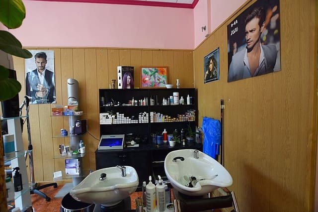 1 bedroom Commercial for sale in Centro - Muelle Pesquero, Torrevieja with pool garage - € 229,900 (Ref: 7786087)