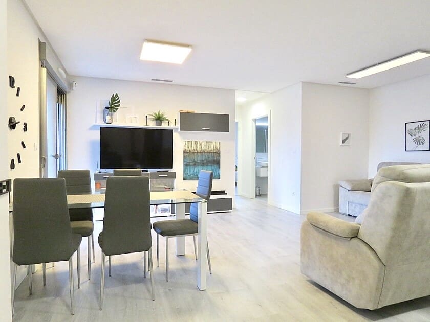 2 slaapkamer Appartement te koop in Villamartin met zwembad garage - € 250.000 (Ref: 7786189)