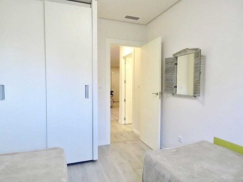 2 slaapkamer Appartement te koop in Villamartin met zwembad garage - € 250.000 (Ref: 7786189)