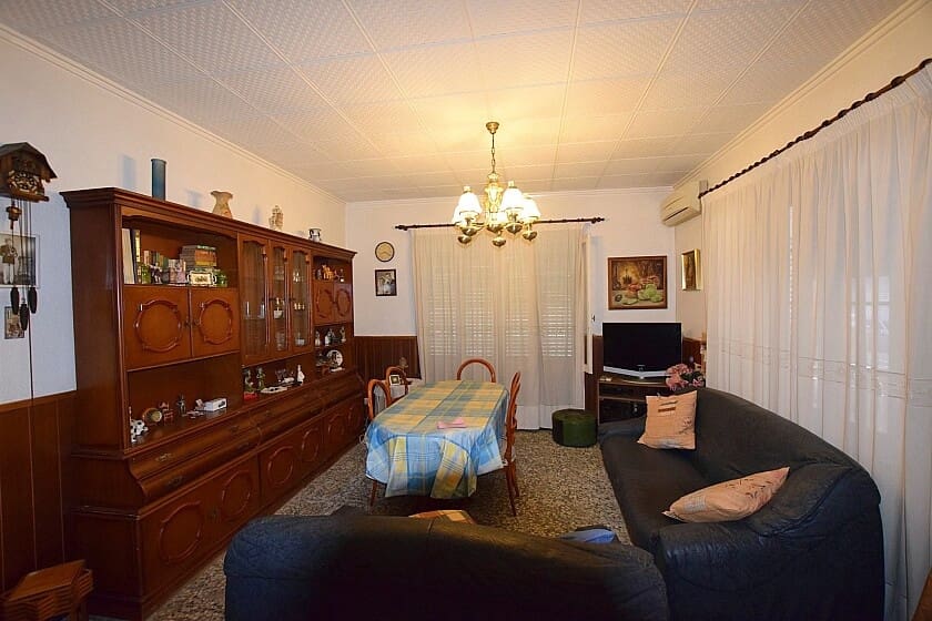 4 soveværelse Villa til salg i Torrevieja med swimmingpool garage - € 414.900 (Ref: 7786195)