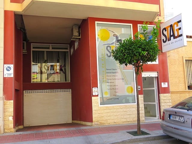 2 bedroom Commercial for sale in Zona Pueblo, Guardamar del Segura - € 110,000 (Ref: 7786283)