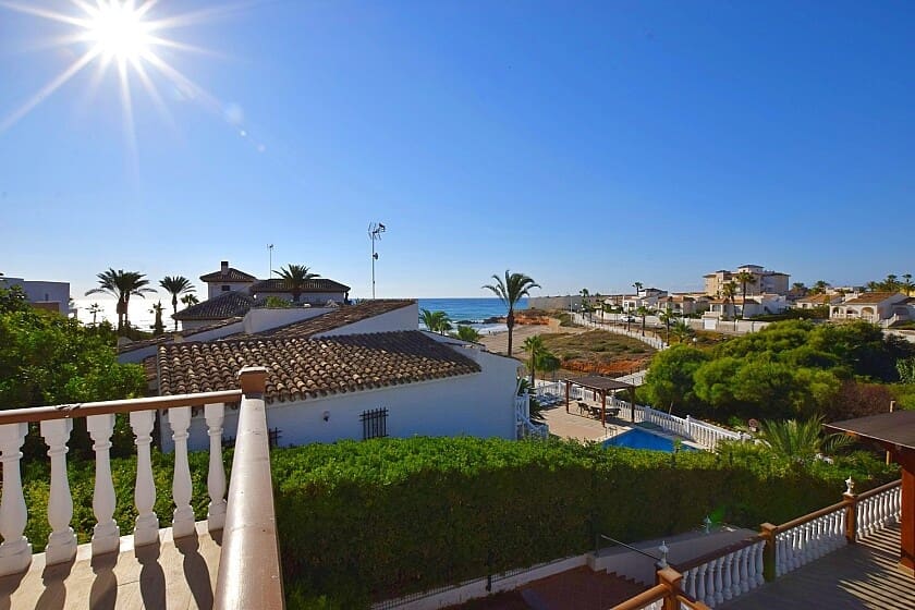 6 bedroom Villa for sale in Orihuela Costa with pool garage - € 1,600,000 (Ref: 7862313)