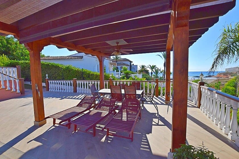 6 bedroom Villa for sale in Orihuela Costa with pool garage - € 1,600,000 (Ref: 7862313)