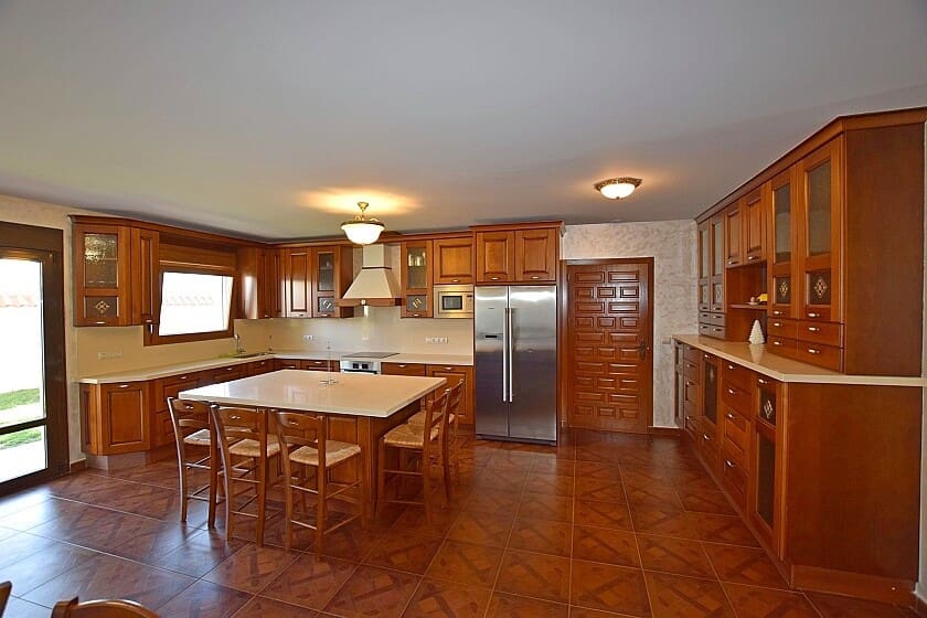 6 bedroom Villa for sale in Orihuela Costa with pool garage - € 1,600,000 (Ref: 7862313)