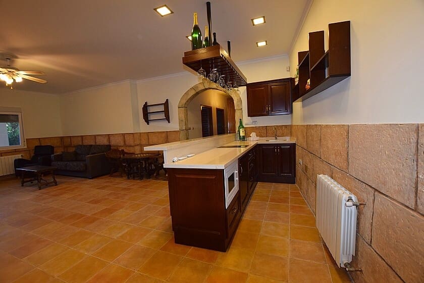 6 bedroom Villa for sale in Orihuela Costa with pool garage - € 1,600,000 (Ref: 7862313)