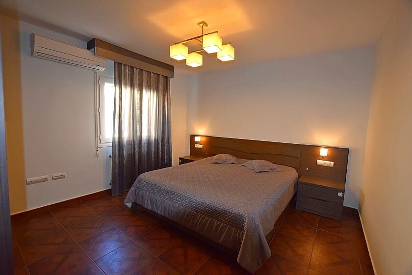 6 bedroom Villa for sale in Orihuela Costa with pool garage - € 1,600,000 (Ref: 7862313)