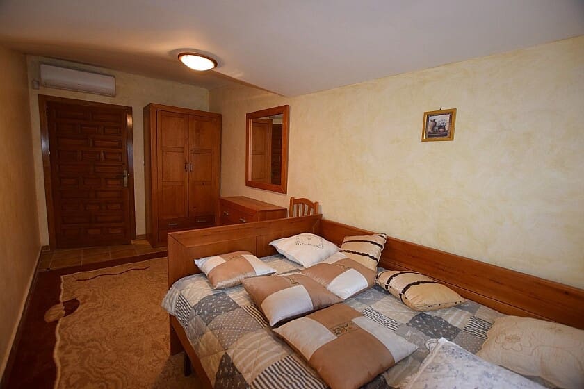 6 bedroom Villa for sale in Orihuela Costa with pool garage - € 1,600,000 (Ref: 7862313)