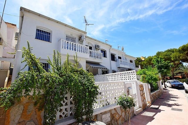 3 bedroom Townhouse for sale in La Zenia, Orihuela with garage - € 328,000 (Ref: 8095923)