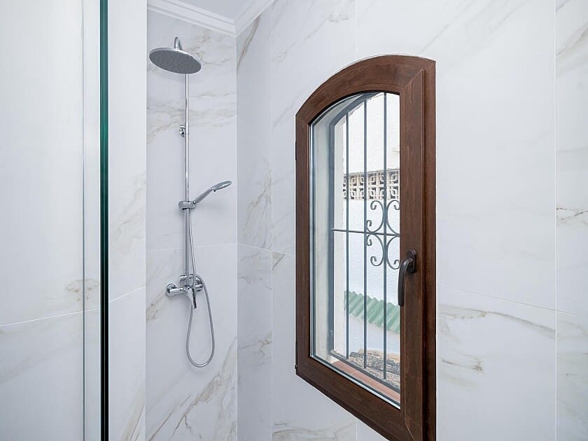 3 bedroom Townhouse for sale in La Zenia with garage - € 328,000 (Ref: 8095923)