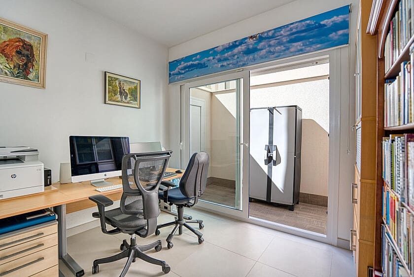 3 makuuhuone Bungalow myytävänä paikassa Torrevieja - 259 900 € (Ref: 8140378)