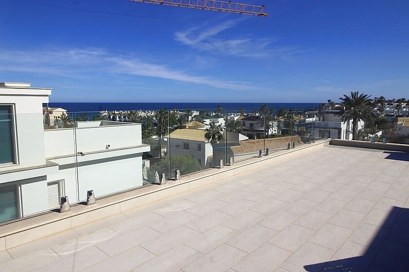 5 soveværelse Villa til salg i La Zenia med garage - € 1.500.000 (Ref: 8185318)