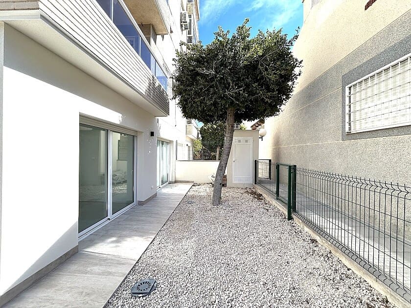 3 sovrum Lägenhet till salu i Torrevieja med pool garage - 395 000 € (Ref: 8188508)