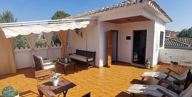 5 sypialnia Bungalow na sprzedaż w Dehesa de Campoamor, Orihuela z basenem garażem - 650 000 € (Ref: 8249361)