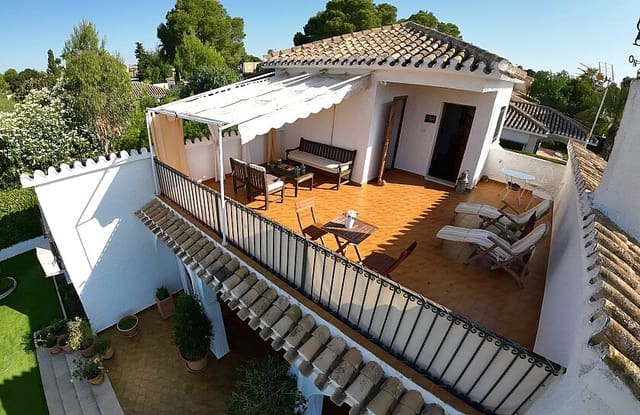 5 sypialnia Bungalow na sprzedaż w Dehesa de Campoamor, Orihuela z basenem garażem - 650 000 € (Ref: 8249361)