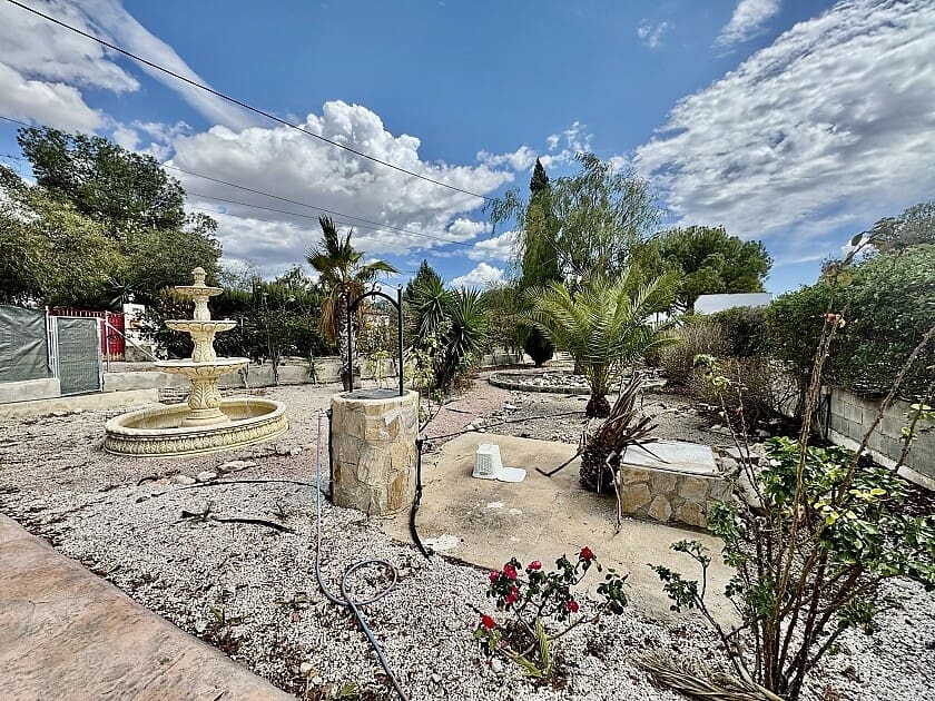 6 soveværelse Villa til salg i Crevillente / Crevillent med swimmingpool - € 375.000 (Ref: 8260245)