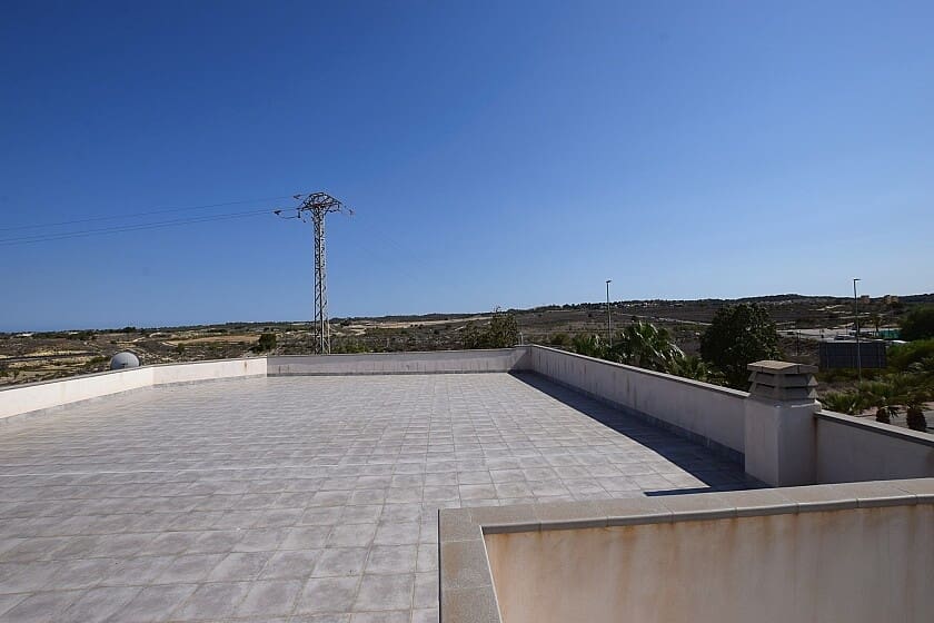 7 slaapkamer Huis te koop in San Miguel de Salinas met zwembad garage - € 349.900 (Ref: 8383839)