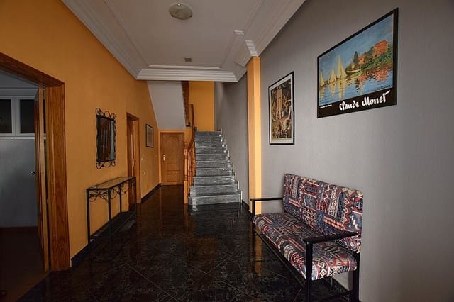 7 slaapkamer Huis te koop in San Miguel de Salinas met zwembad garage - € 349.900 (Ref: 8383839)